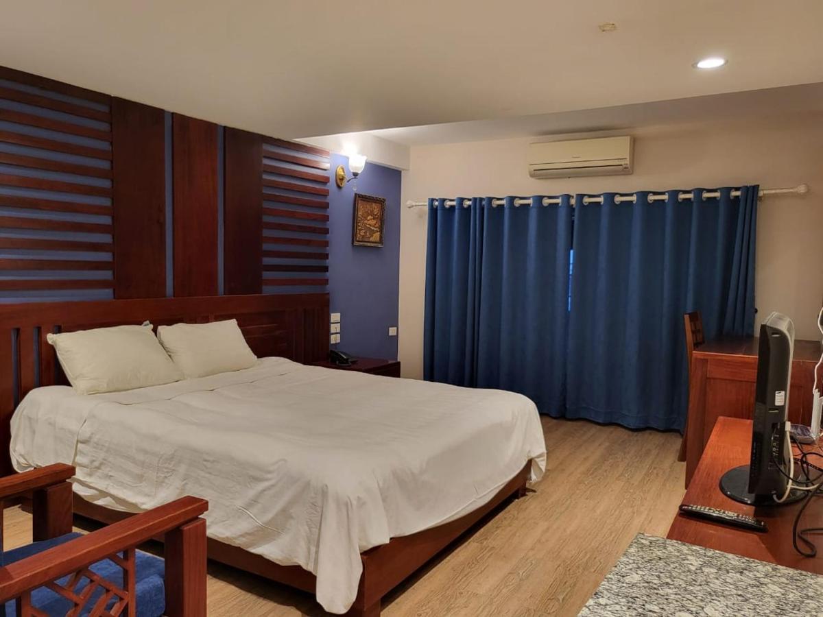 The Pilgrim Boutique Hotel Ханой Екстериор снимка